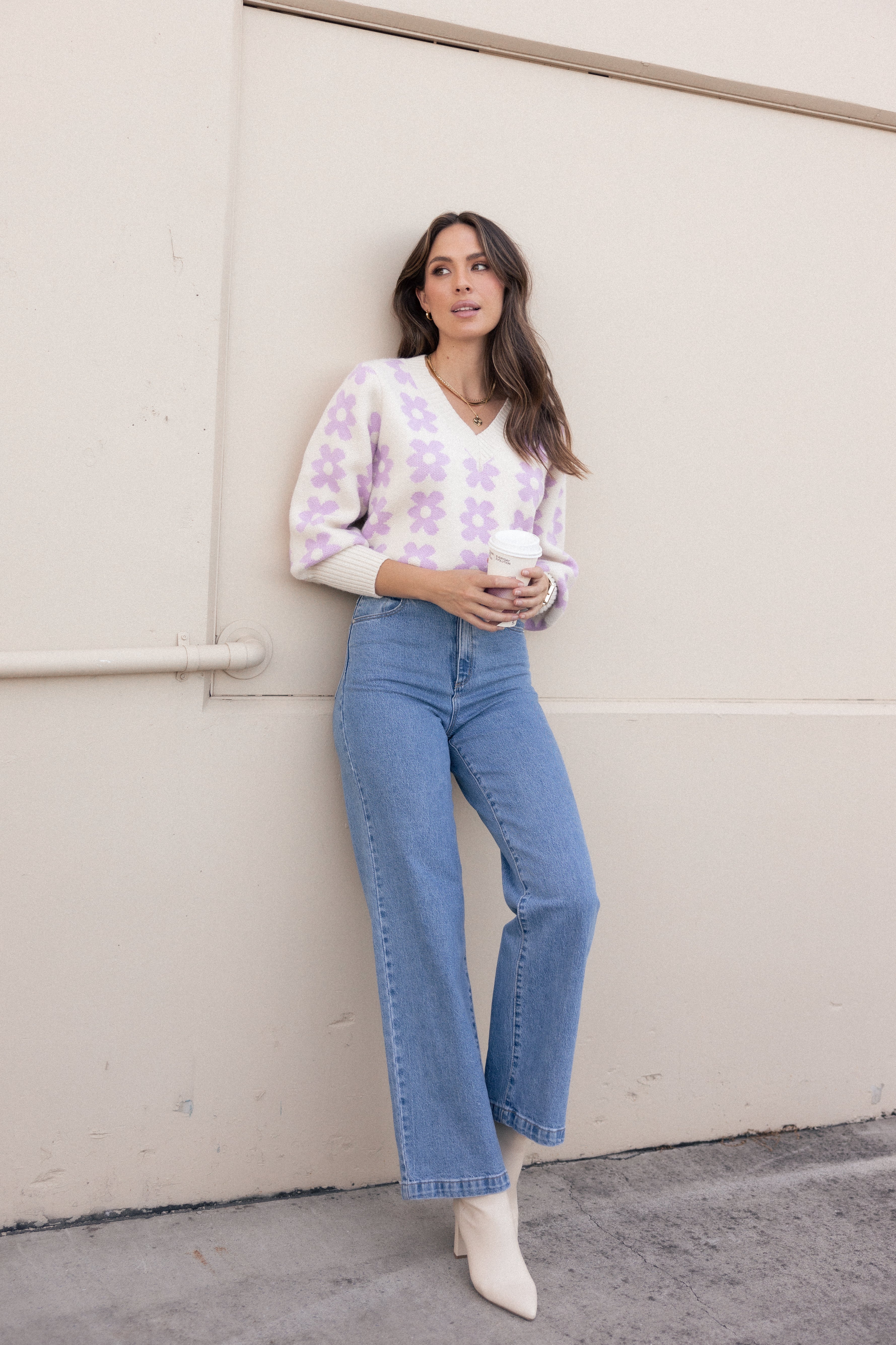Remi Vneck Flower Knit Sweater - Lilac