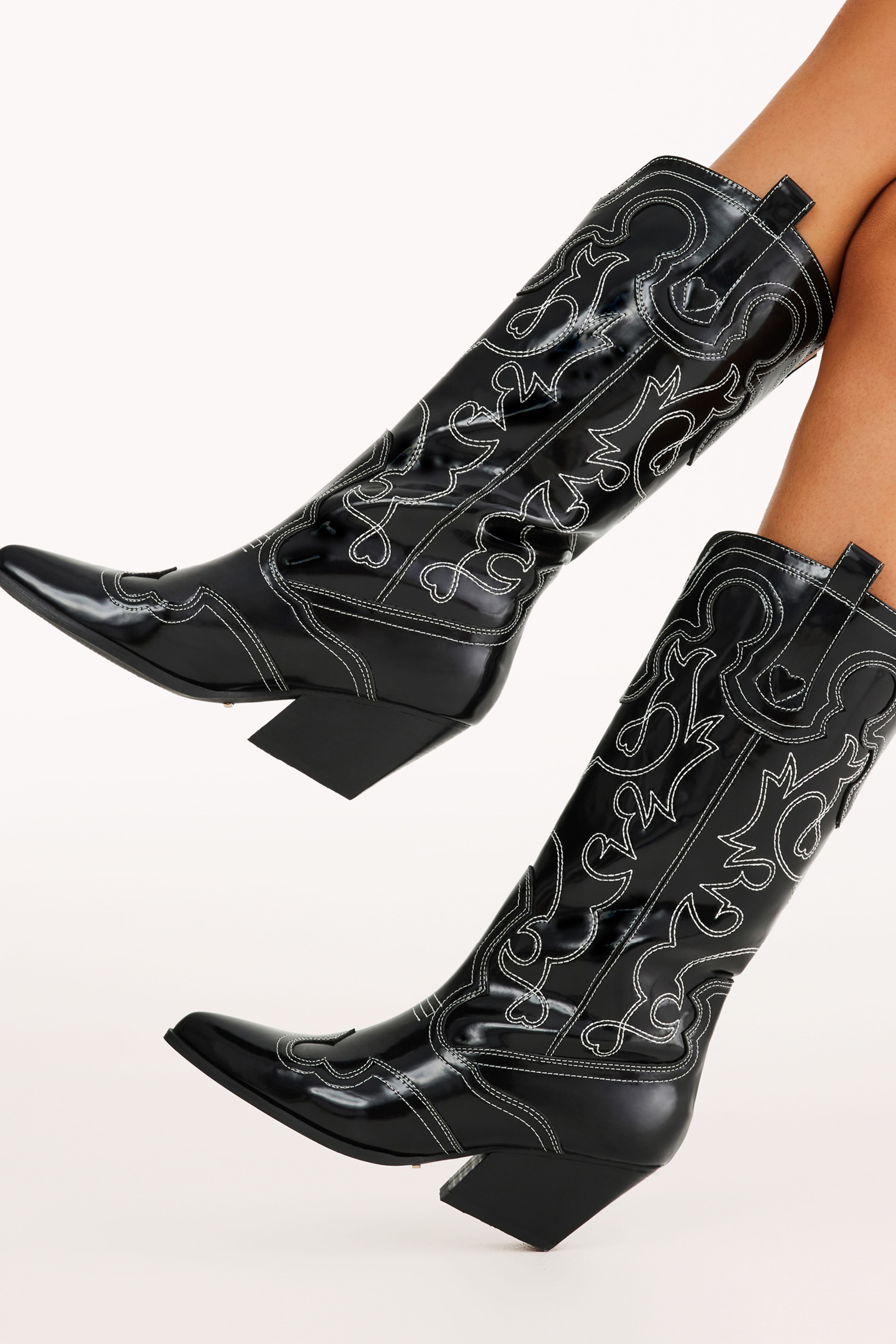 Zaine Boot - Black Shine